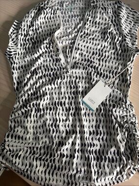 Carve Designs Black & White Geo Zip Rash Guard